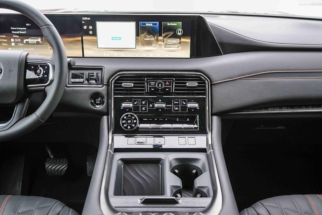 Thumbnail: 2026 Nissan Armada - 8