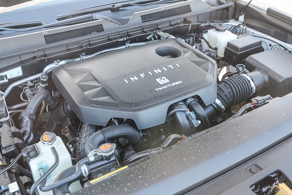 2025 INFINITI QX80 Pure 8