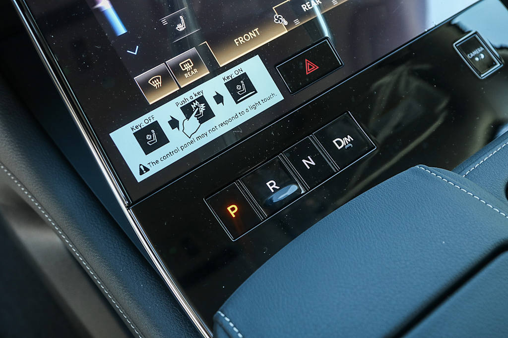 2025 INFINITI QX80 Pure 26