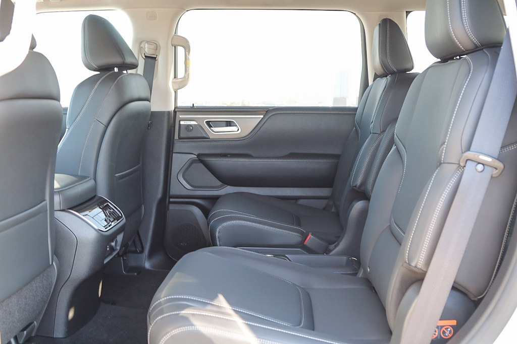 2025 INFINITI QX80 Pure 12