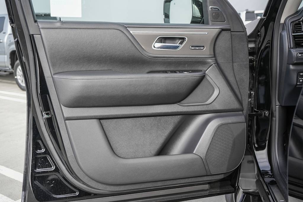 Thumbnail: 2026 INFINITI QX80 - 27