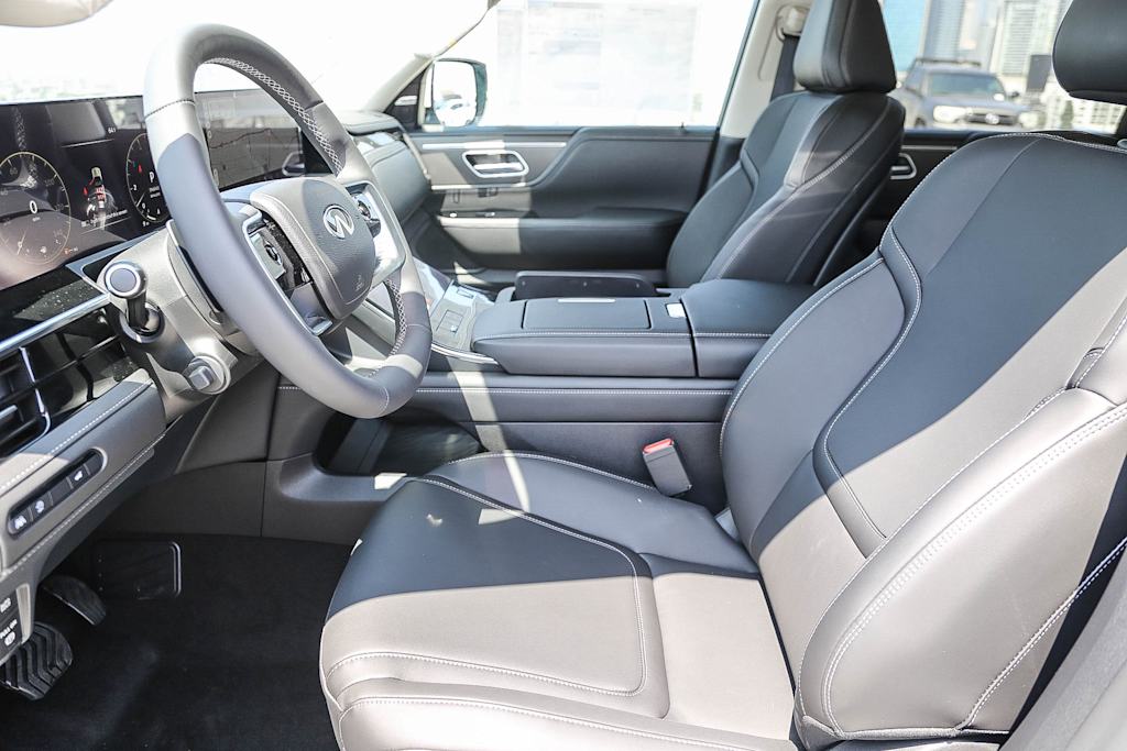 2025 INFINITI QX80 Pure 23