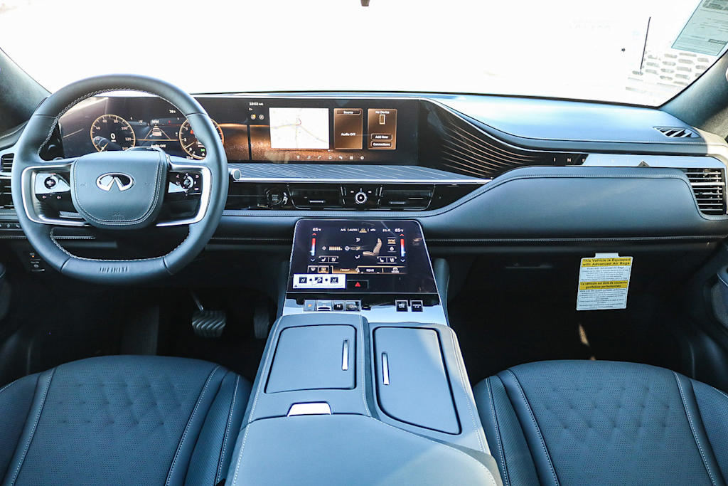 Thumbnail: 2026 INFINITI QX80 - 2