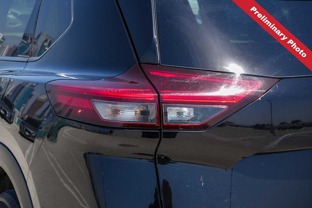 Thumbnail: 2023 Nissan Rogue - 16