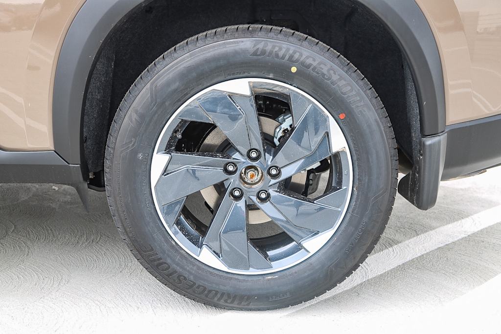 Thumbnail: 2025 Nissan Rogue - 6