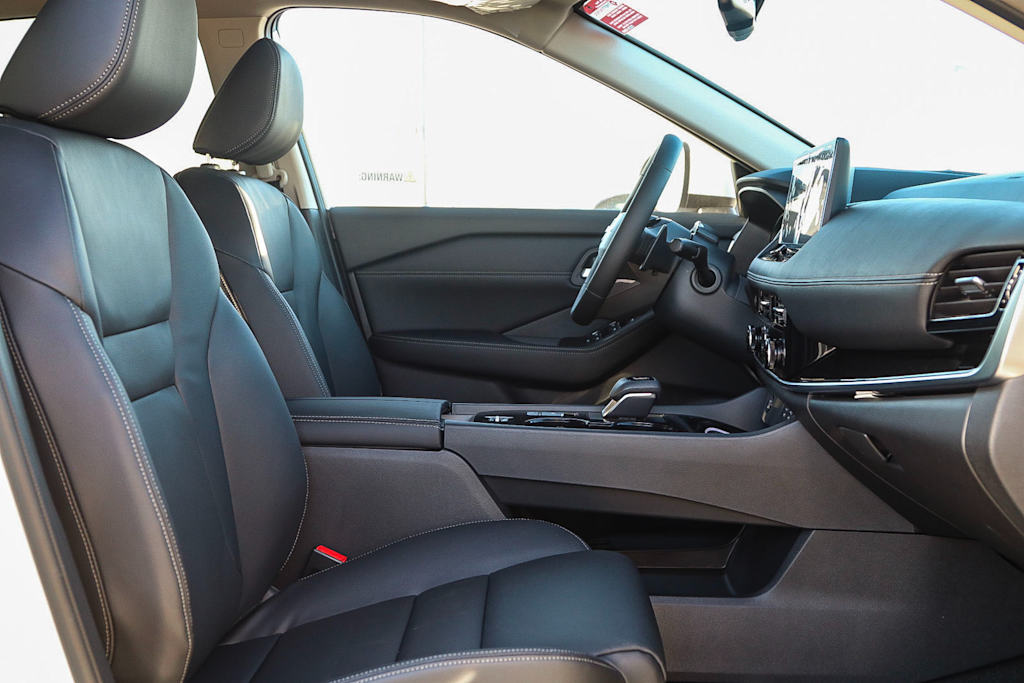 Thumbnail: 2025 Nissan Rogue - 9