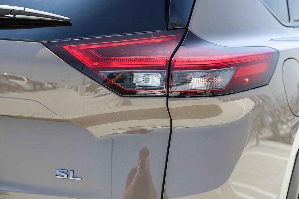 Thumbnail: 2025 Nissan Rogue - 20