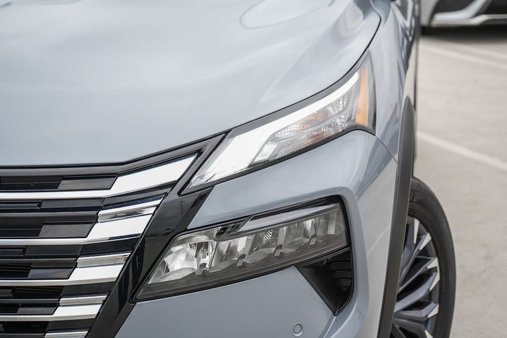 Thumbnail: 2025 Nissan Rogue - 16