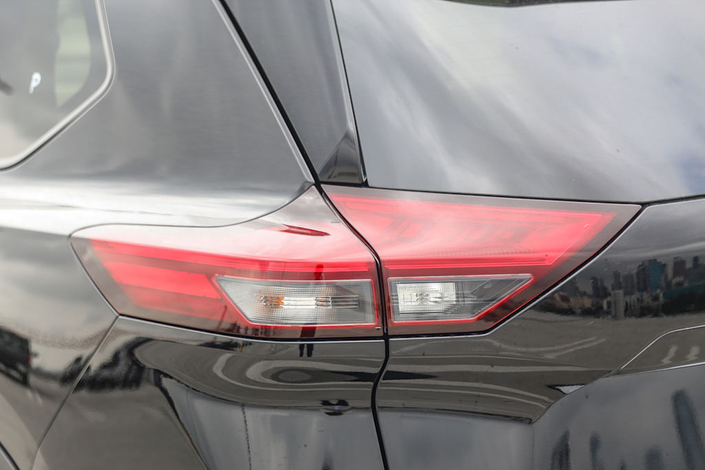 Thumbnail: 2025 Nissan Rogue - 16