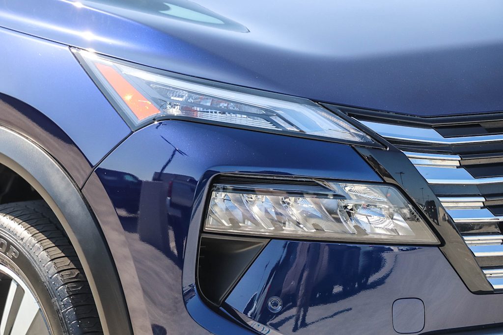 Thumbnail: 2025 Nissan Rogue - 18