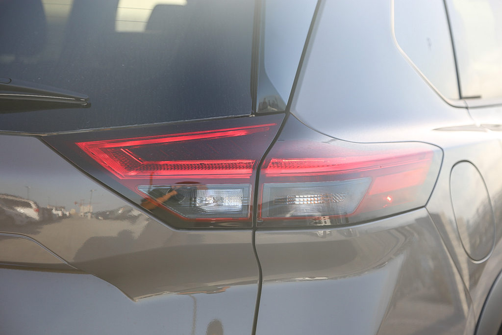 Thumbnail: 2025 Nissan Rogue - 19