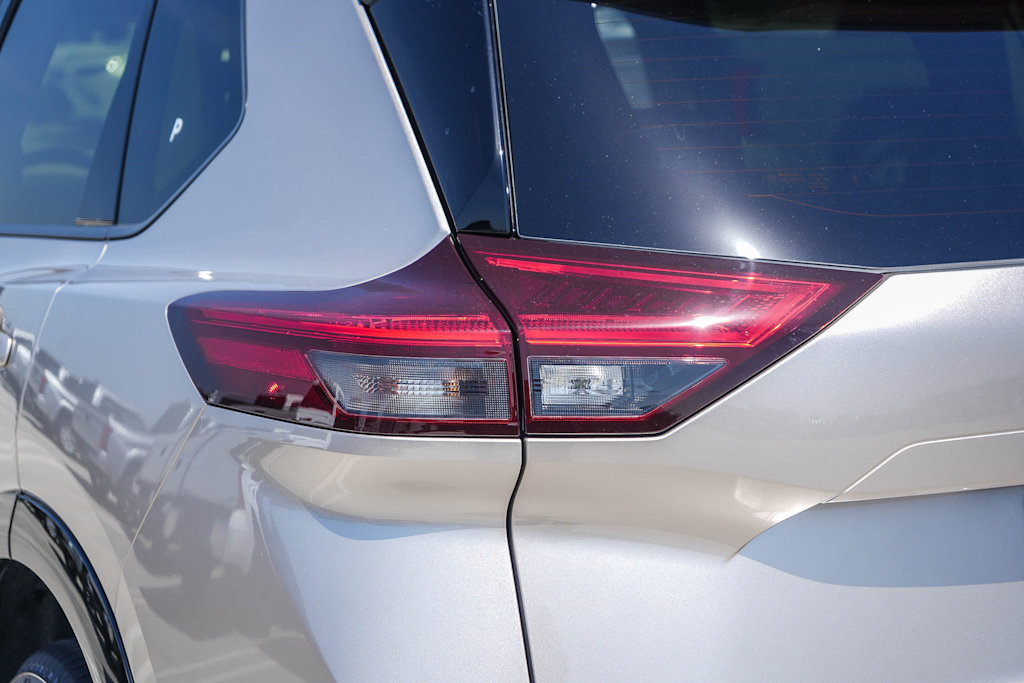 Thumbnail: 2026 Nissan Rogue - 21