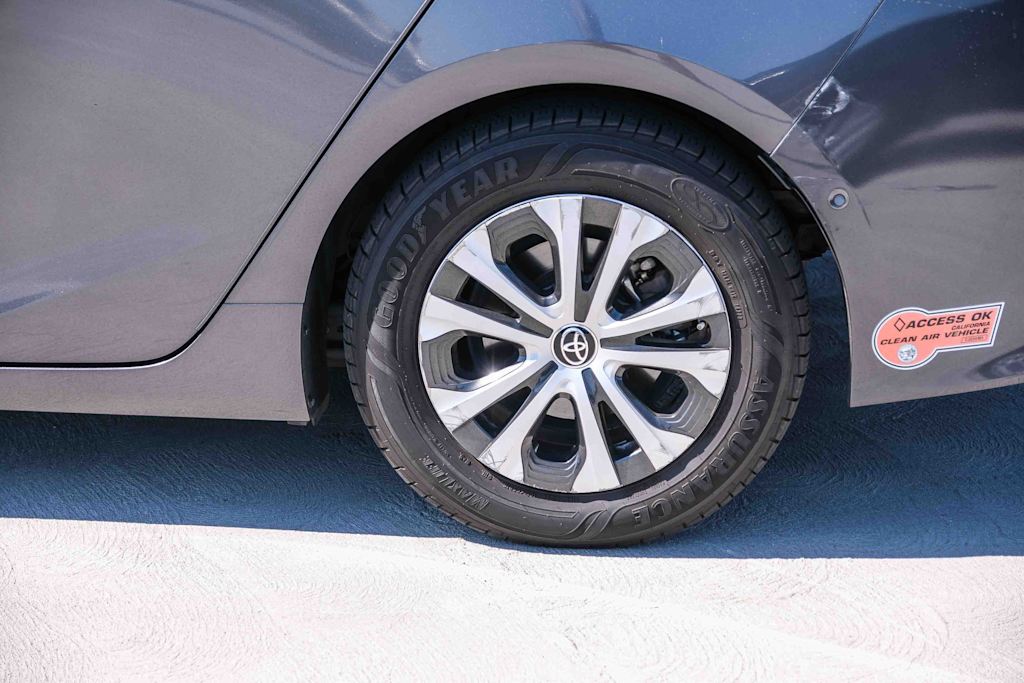 Thumbnail: 2021 Toyota Prius Prime - 7