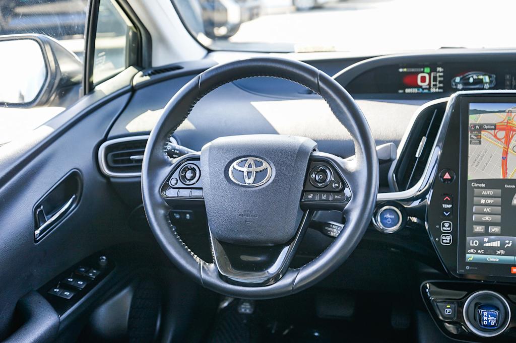 Thumbnail: 2021 Toyota Prius Prime - 13