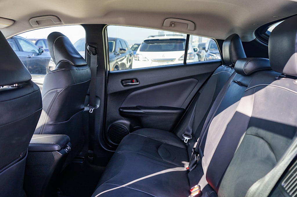 Thumbnail: 2021 Toyota Prius Prime - 12