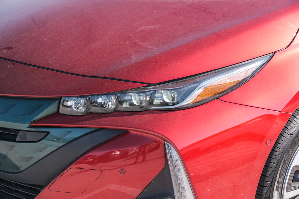 Thumbnail: 2017 Toyota Prius Prime - 18