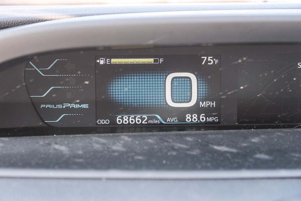 Thumbnail: 2017 Toyota Prius Prime - 12