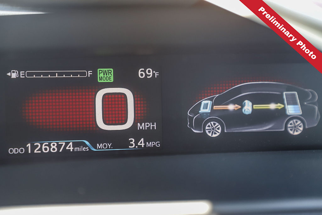 Thumbnail: 2017 Toyota Prius - 12