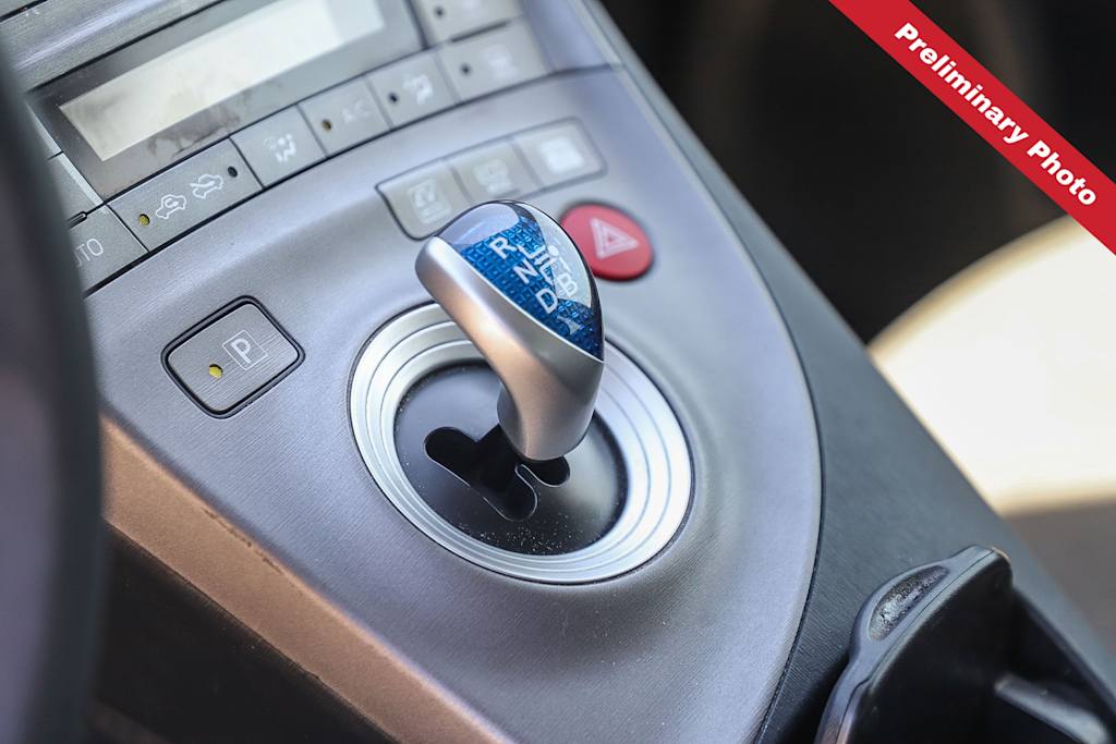 Thumbnail: 2015 Toyota Prius - 10
