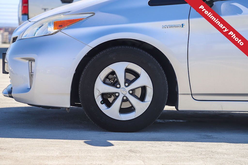 Thumbnail: 2015 Toyota Prius - 7