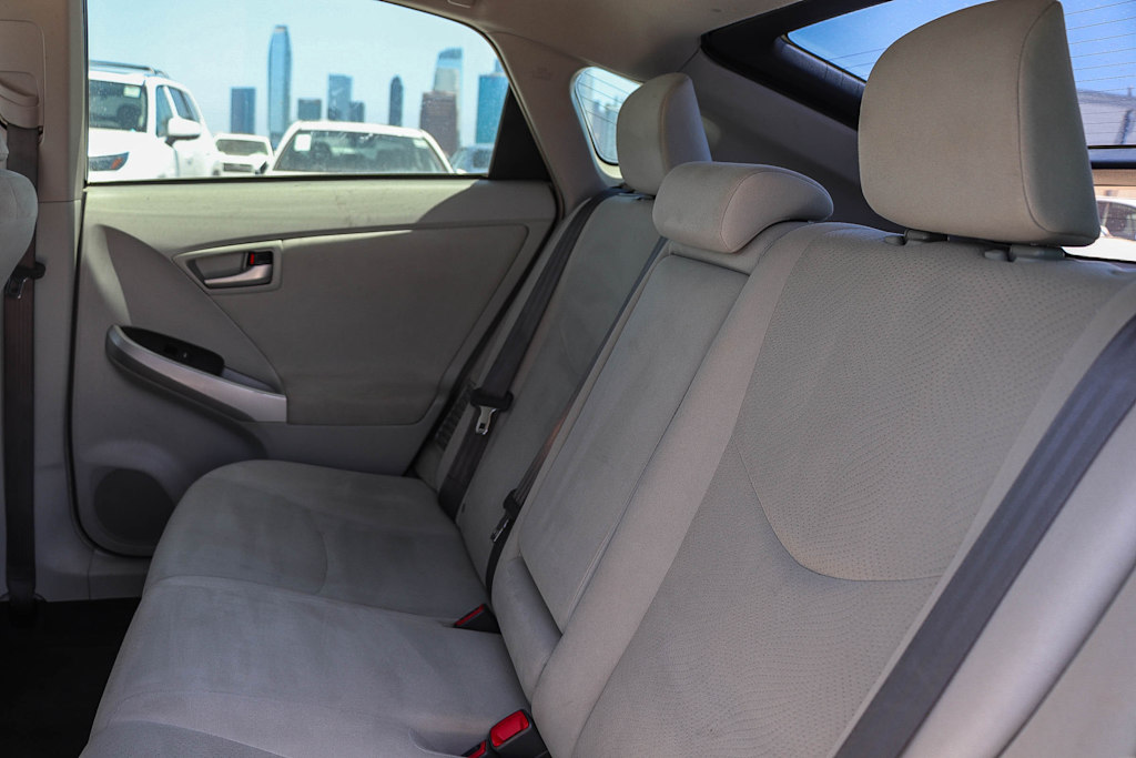 Thumbnail: 2015 Toyota Prius - 9