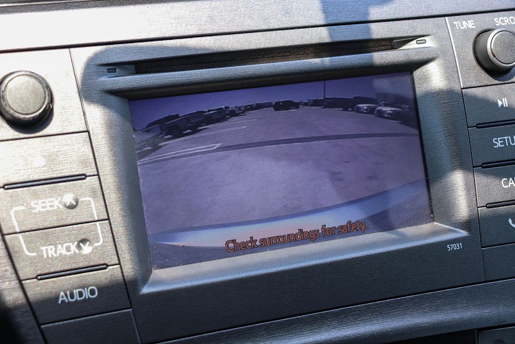 Thumbnail: 2015 Toyota Prius - 10