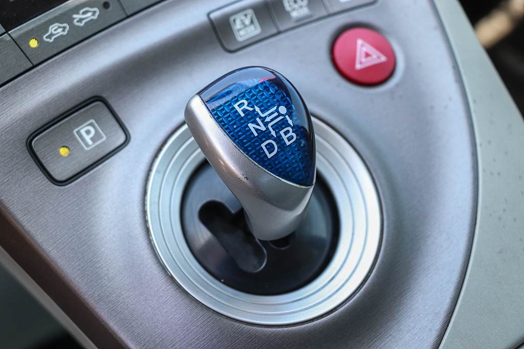 Thumbnail: 2015 Toyota Prius - 11