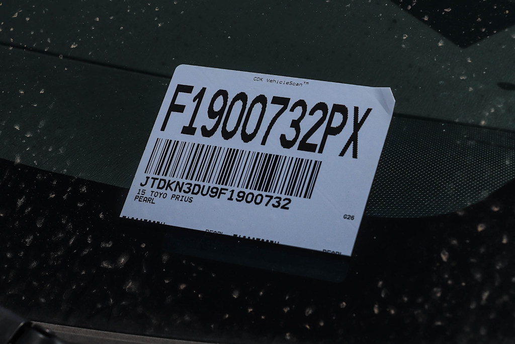 Thumbnail: 2015 Toyota Prius - 22