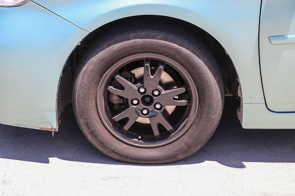 Thumbnail: 2015 Toyota Prius - 7