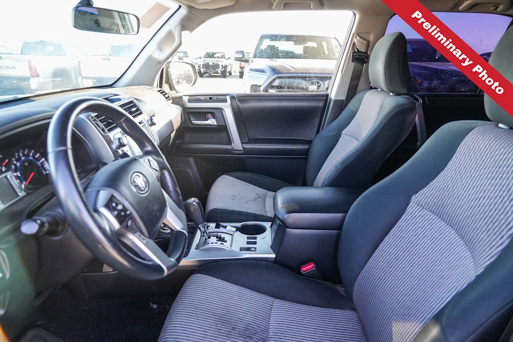 Thumbnail: 2017 Toyota 4Runner - 8