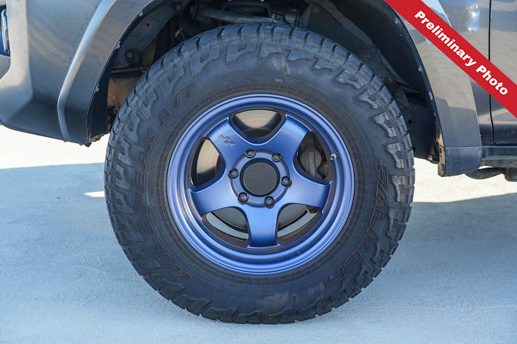 Thumbnail: 2017 Toyota 4Runner - 19