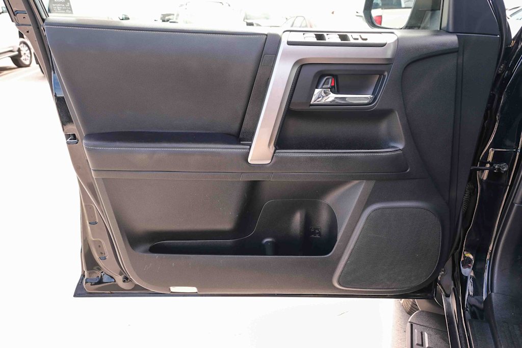 Thumbnail: 2024 Toyota 4Runner - 25