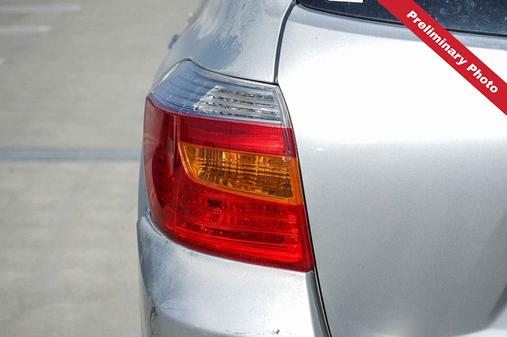 Thumbnail: 2010 Toyota Highlander - 16