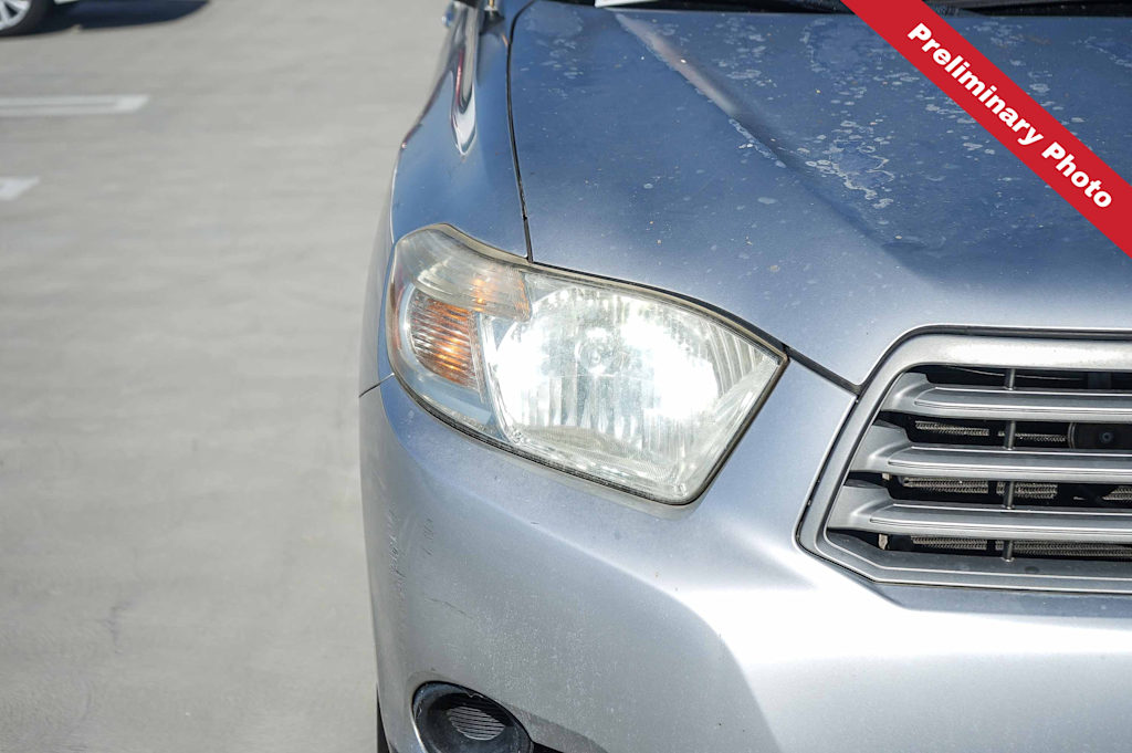 Thumbnail: 2010 Toyota Highlander - 6
