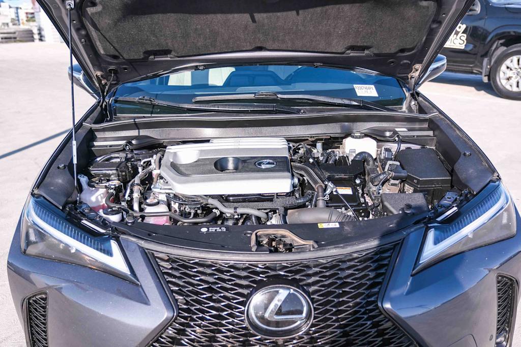 Thumbnail: 2023 Lexus UX - 6