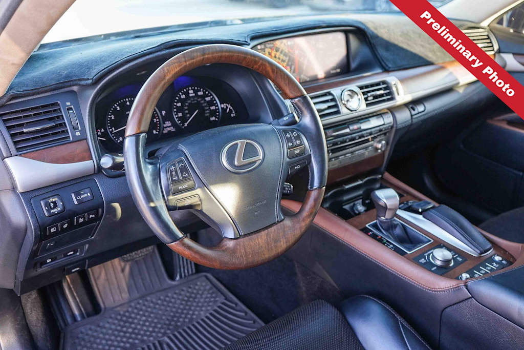 Thumbnail: 2015 Lexus LS - 2