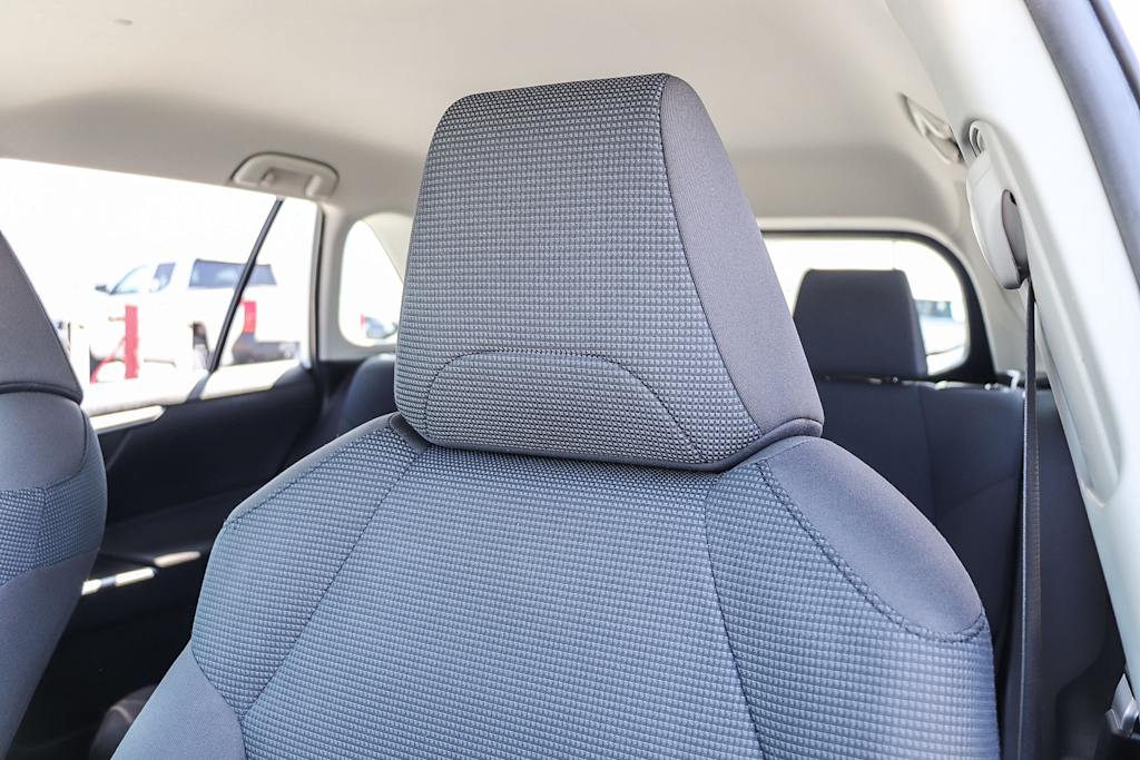 Thumbnail: 2019 Toyota RAV4 - 23