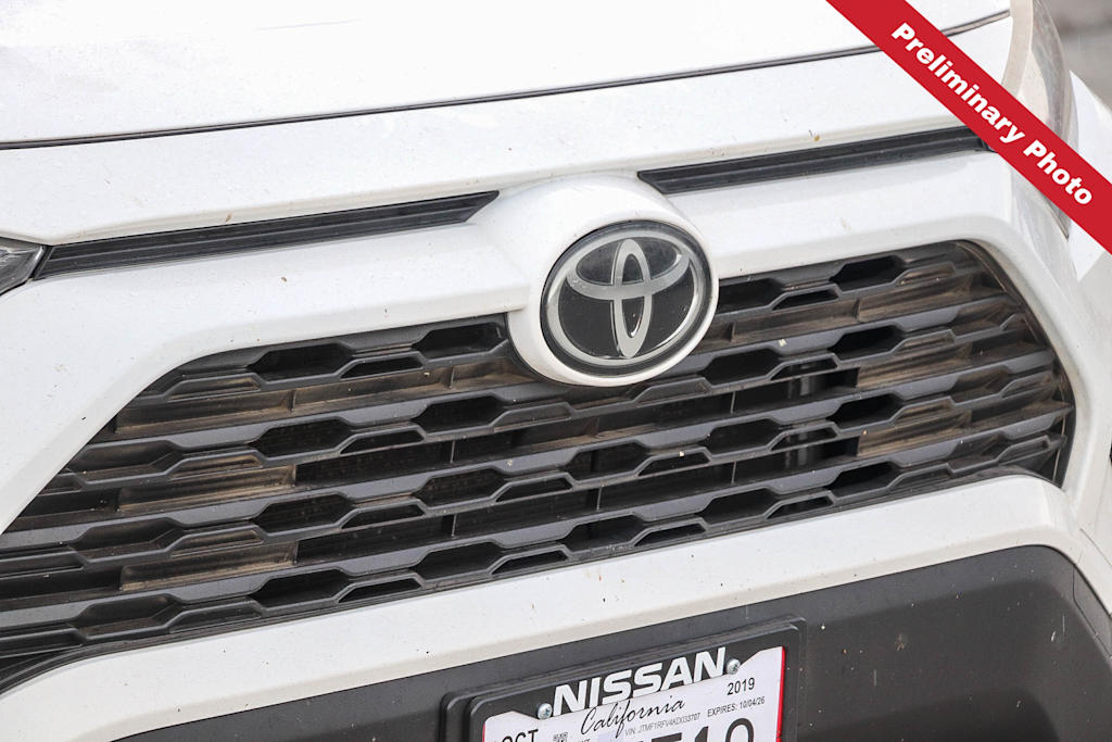Thumbnail: 2019 Toyota RAV4 - 6
