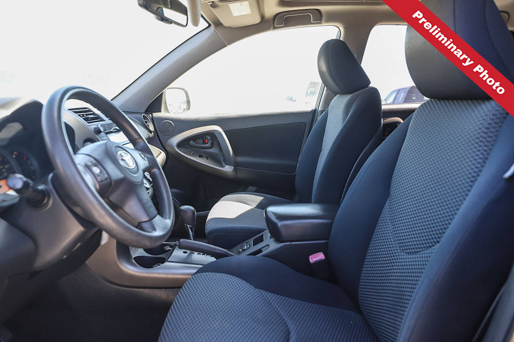 Thumbnail: 2010 Toyota RAV4 - 8