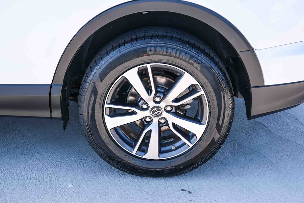 Thumbnail: 2016 Toyota RAV4 - 7