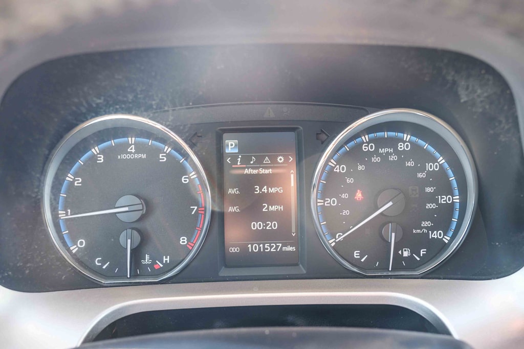 Thumbnail: 2016 Toyota RAV4 - 15