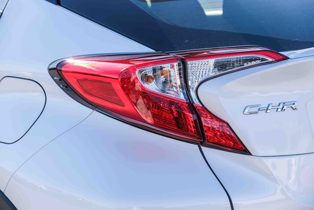 Thumbnail: 2020 Toyota C-HR - 19