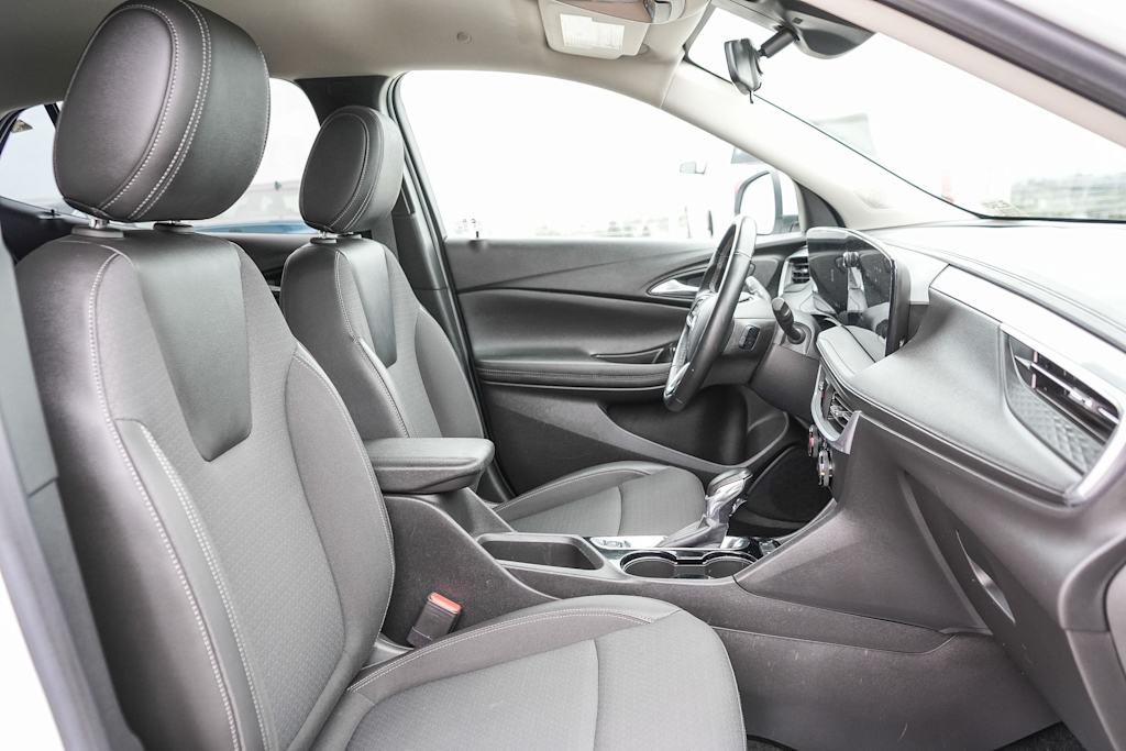 Thumbnail: 2024 Buick Encore GX - 10