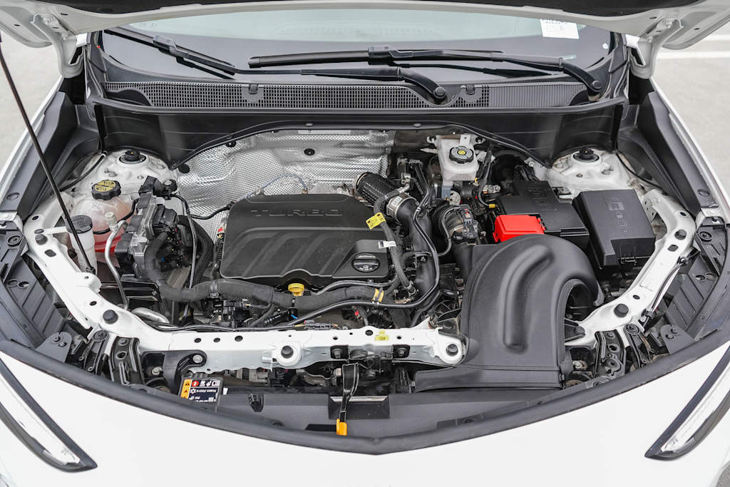 Thumbnail: 2024 Buick Encore GX - 8