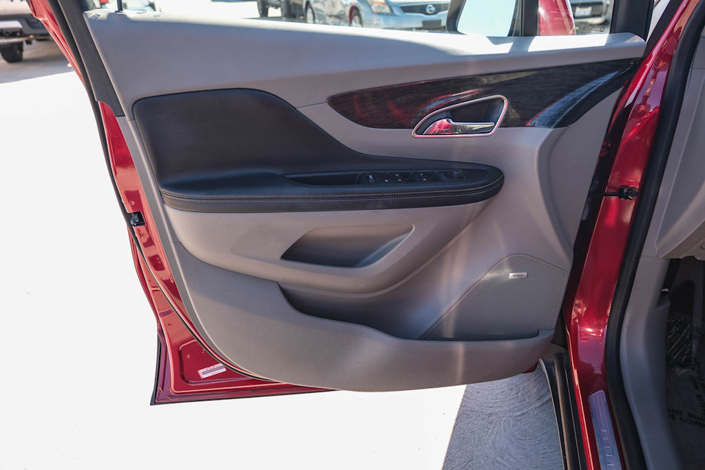 Thumbnail: 2016 Buick Encore - 27