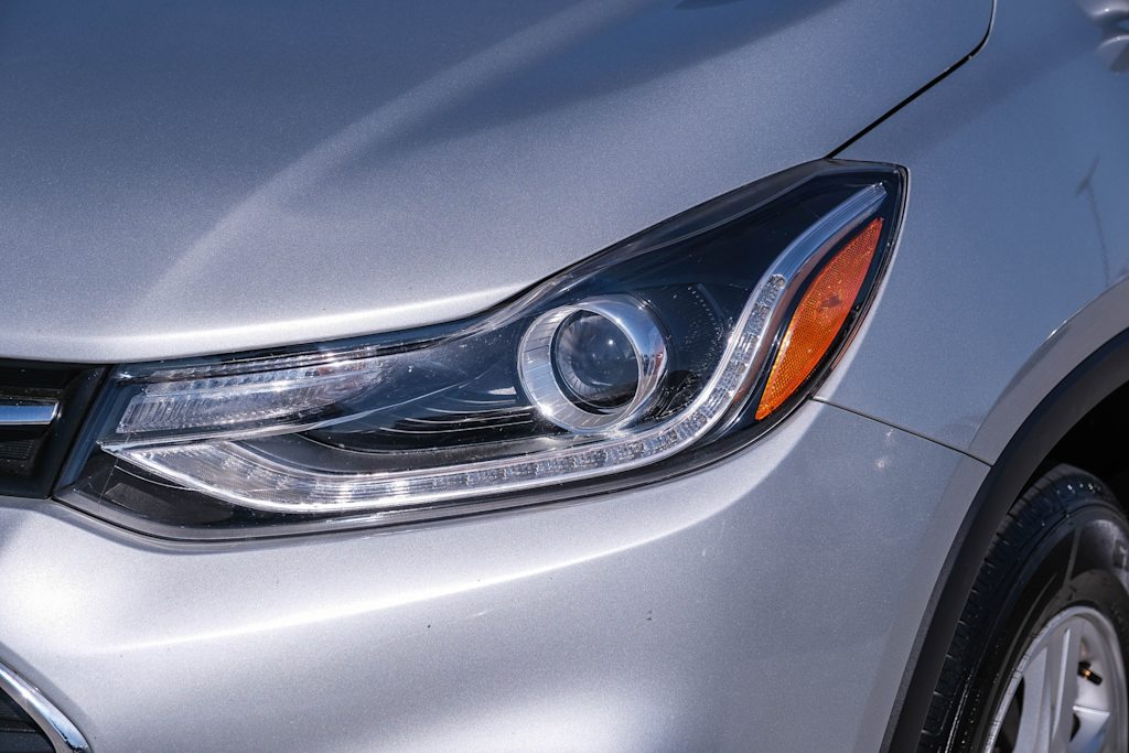 Thumbnail: 2022 Chevrolet Trax - 21