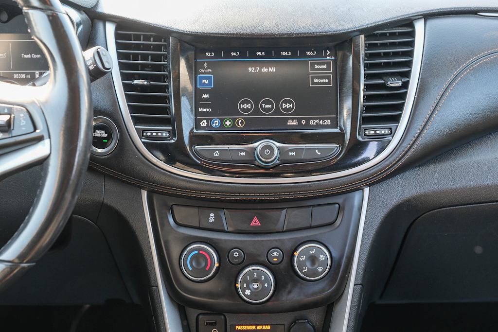 Thumbnail: 2022 Chevrolet Trax - 12