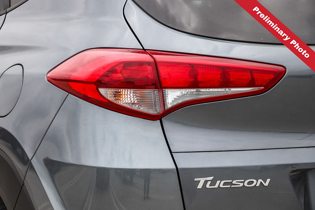 Thumbnail: 2018 Hyundai Tucson - 16
