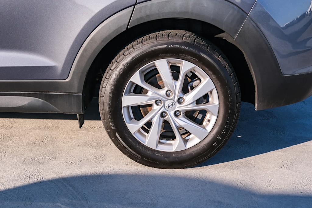 Thumbnail: 2019 Hyundai Tucson - 6