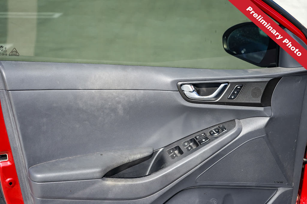 Thumbnail: 2019 Hyundai Ioniq - 19